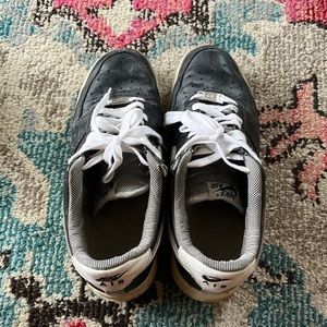 Black nike air force shoes, US men size 9.5
